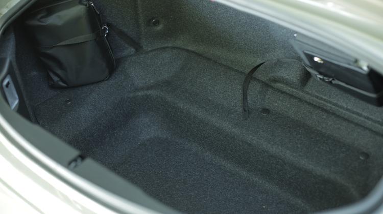 MAZDA MX-5 CONVERTIBLE 2.0 [184] Exclusive-Line 2dr